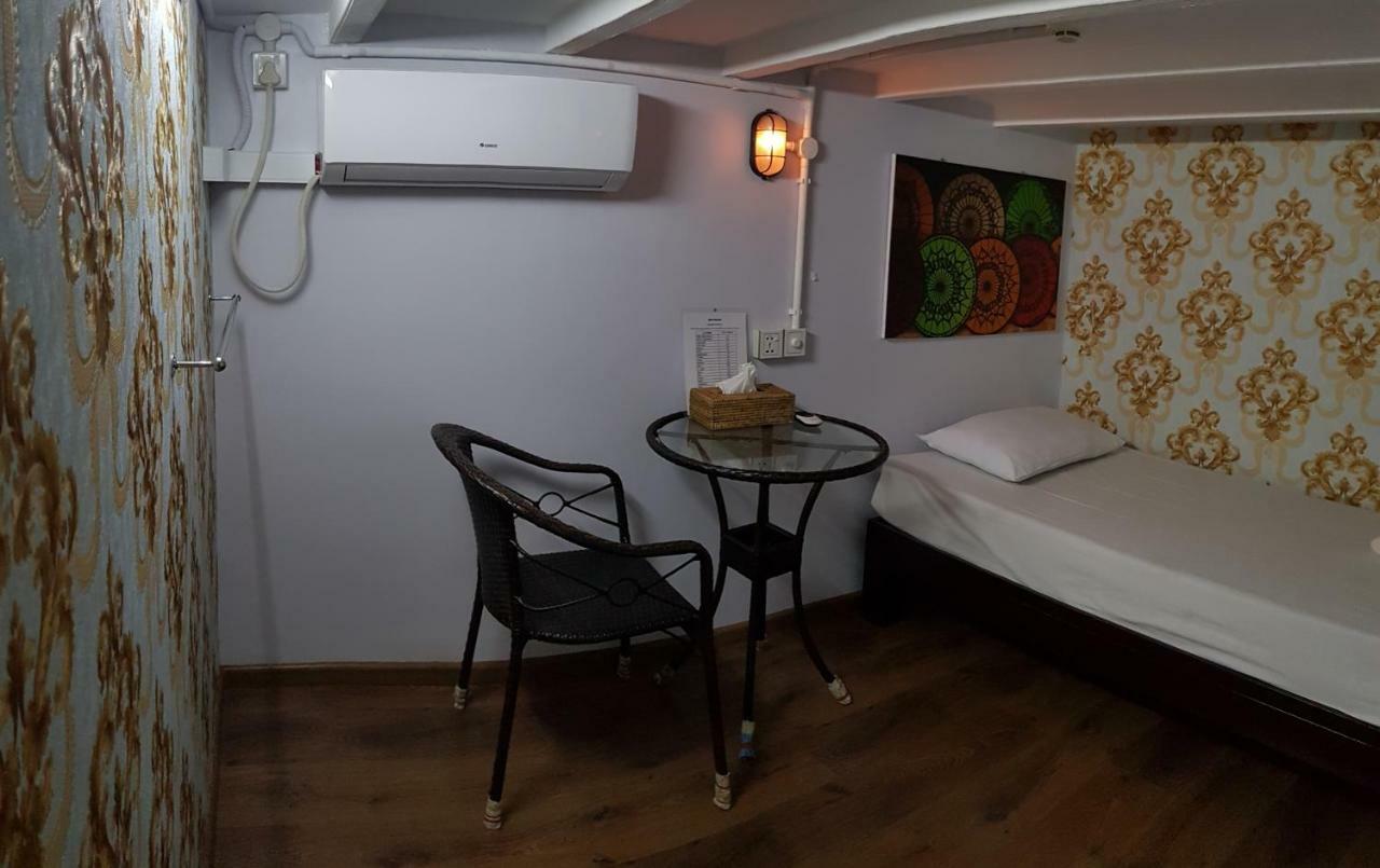 יאנגון Hostel He-O מראה חיצוני תמונה
