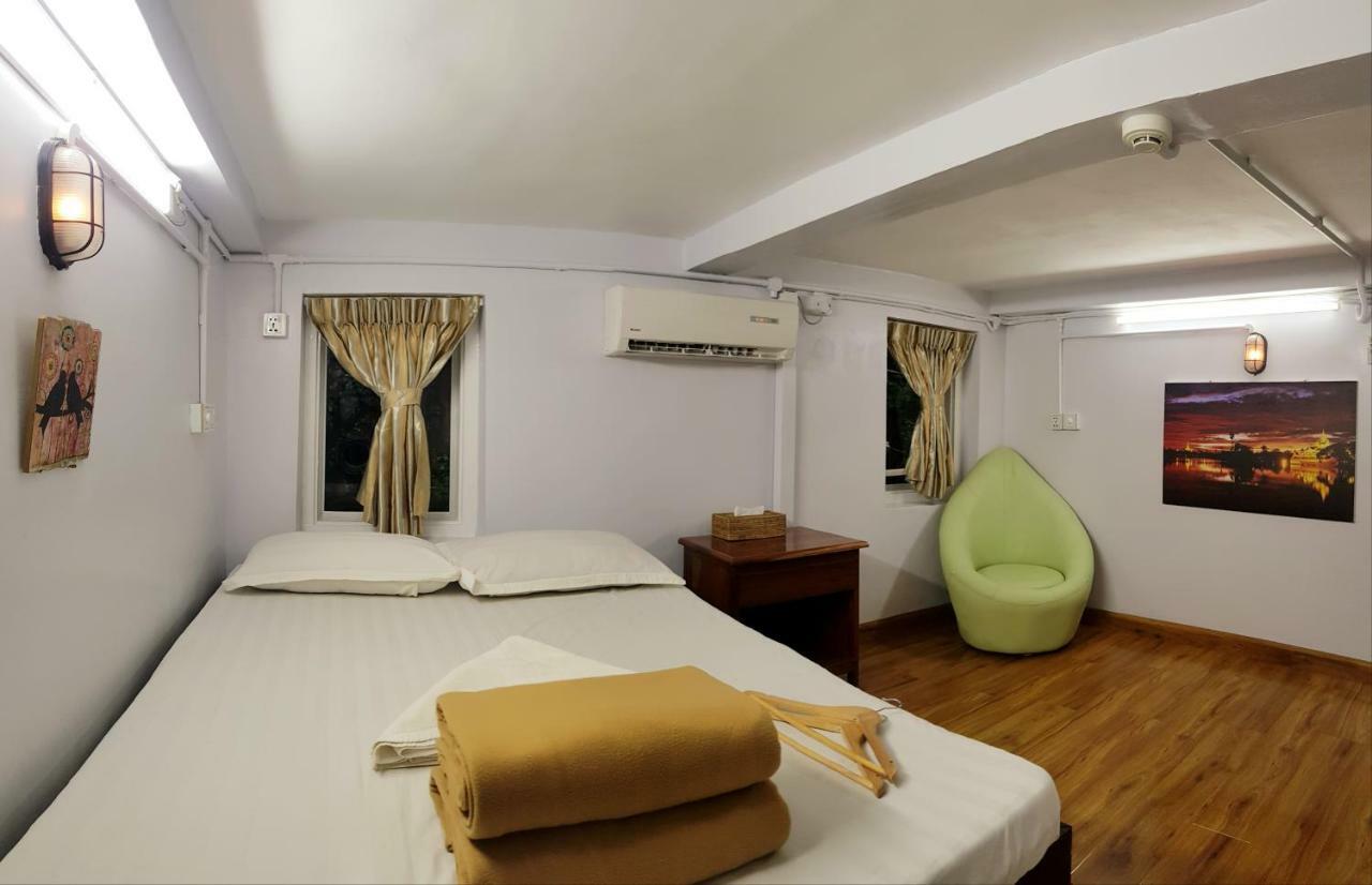 יאנגון Hostel He-O מראה חיצוני תמונה